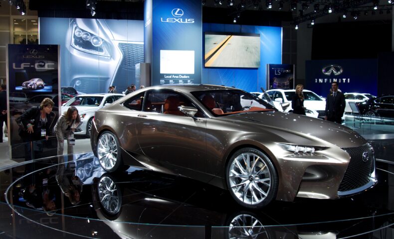 現行レクサスの人気車種ランキング 多彩なラインナップの中でどのモデルが人気 ユーズドカーラボ